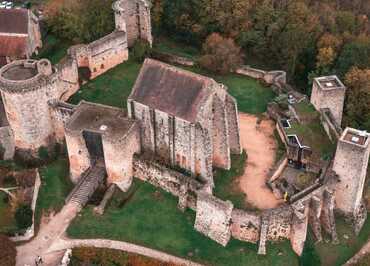 Château de la Madeleine automne