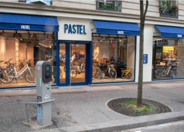 Façade du loueur de vélo Pastels