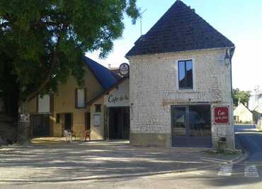 Cafe-de-la-Place-Courgeon-800