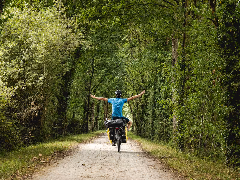 La Véloscénie entre Condé-sur-Huisne et Alençon dans le Perche