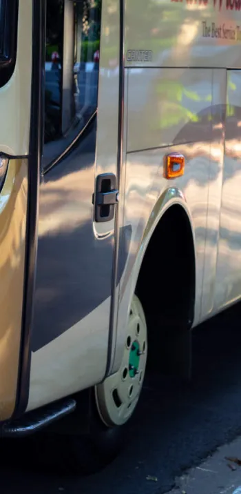 I wish to join/leave the route by coach 
