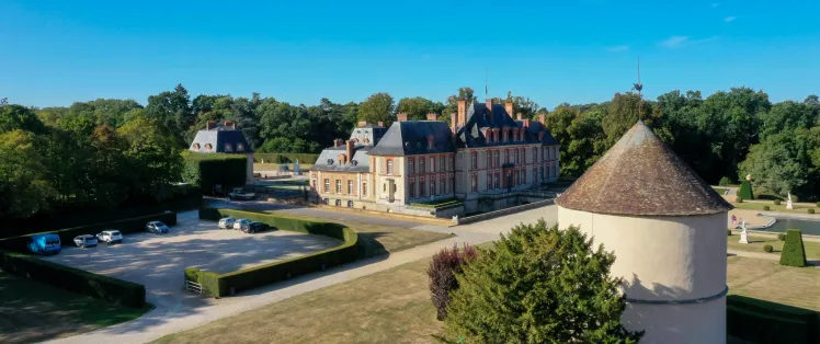 chateau-de-breteuil-la-veloscenie-olivier-sabatier.jpg