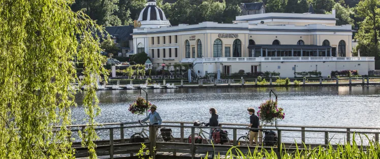 Cyclistes à Bagnoles de l'Orne