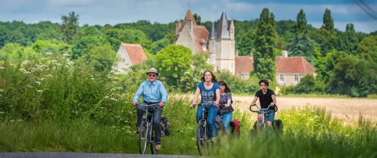 Le Parc naturel régional du Perche et le Manoir de Courboyer