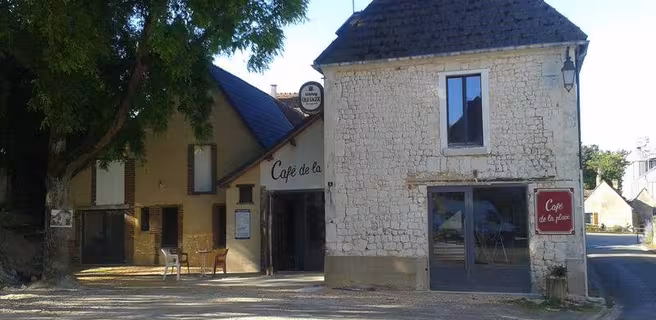 Cafe-de-la-Place-Courgeon-800